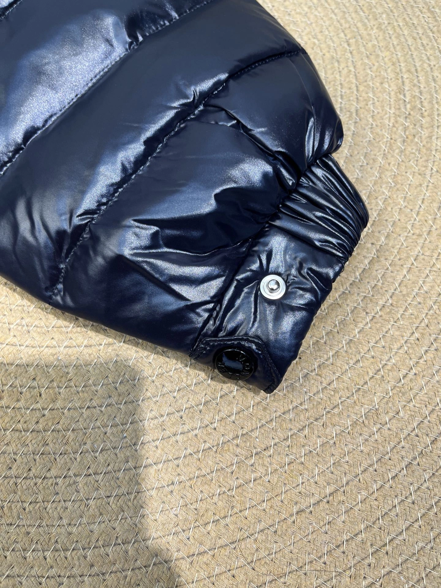 wg.luxury- 7o9385r Down jacket 3colour item:E-F431J2603-3
